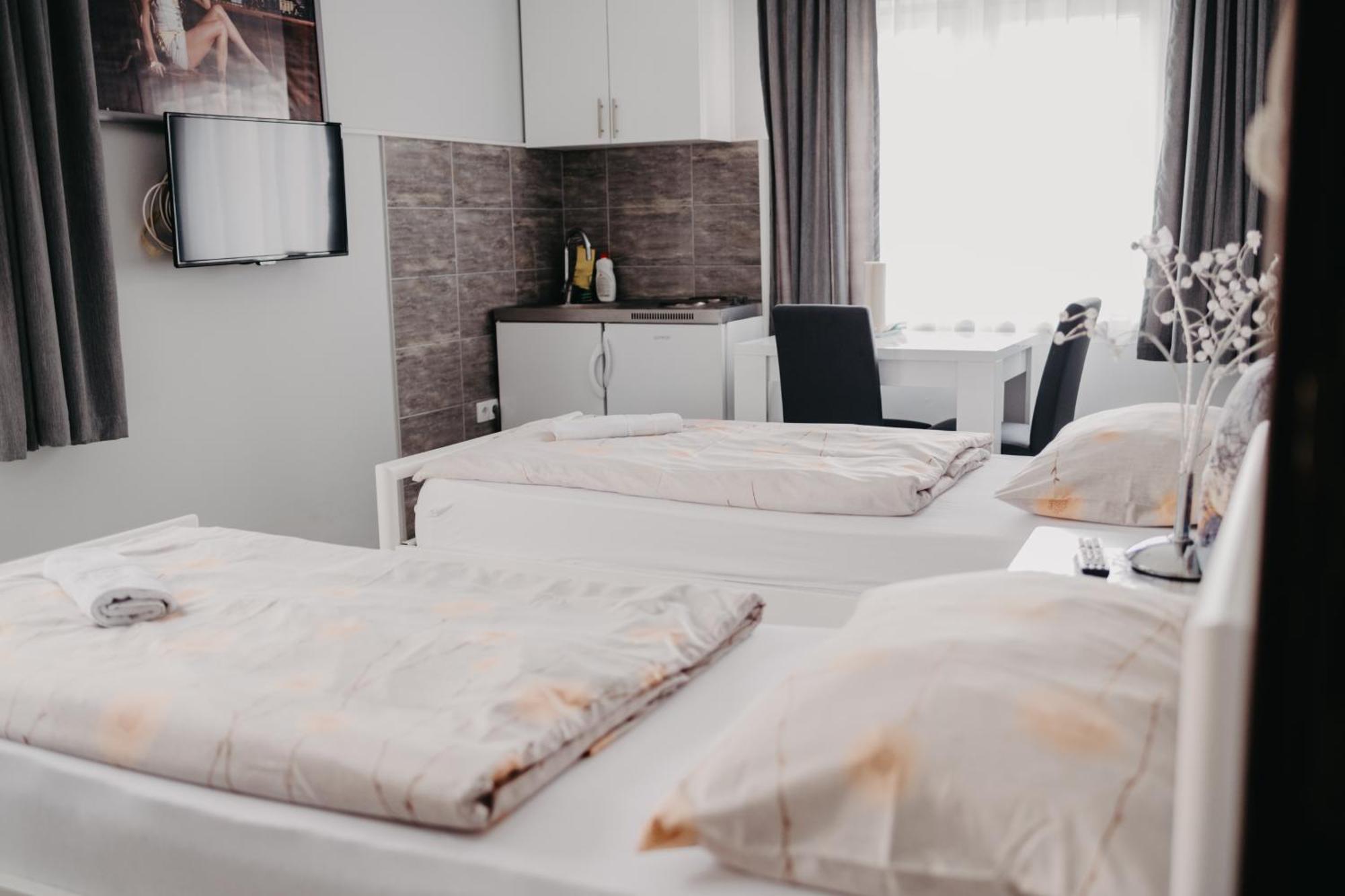 Bed and Breakfast Prenociste Park Modrica Zewnętrze zdjęcie