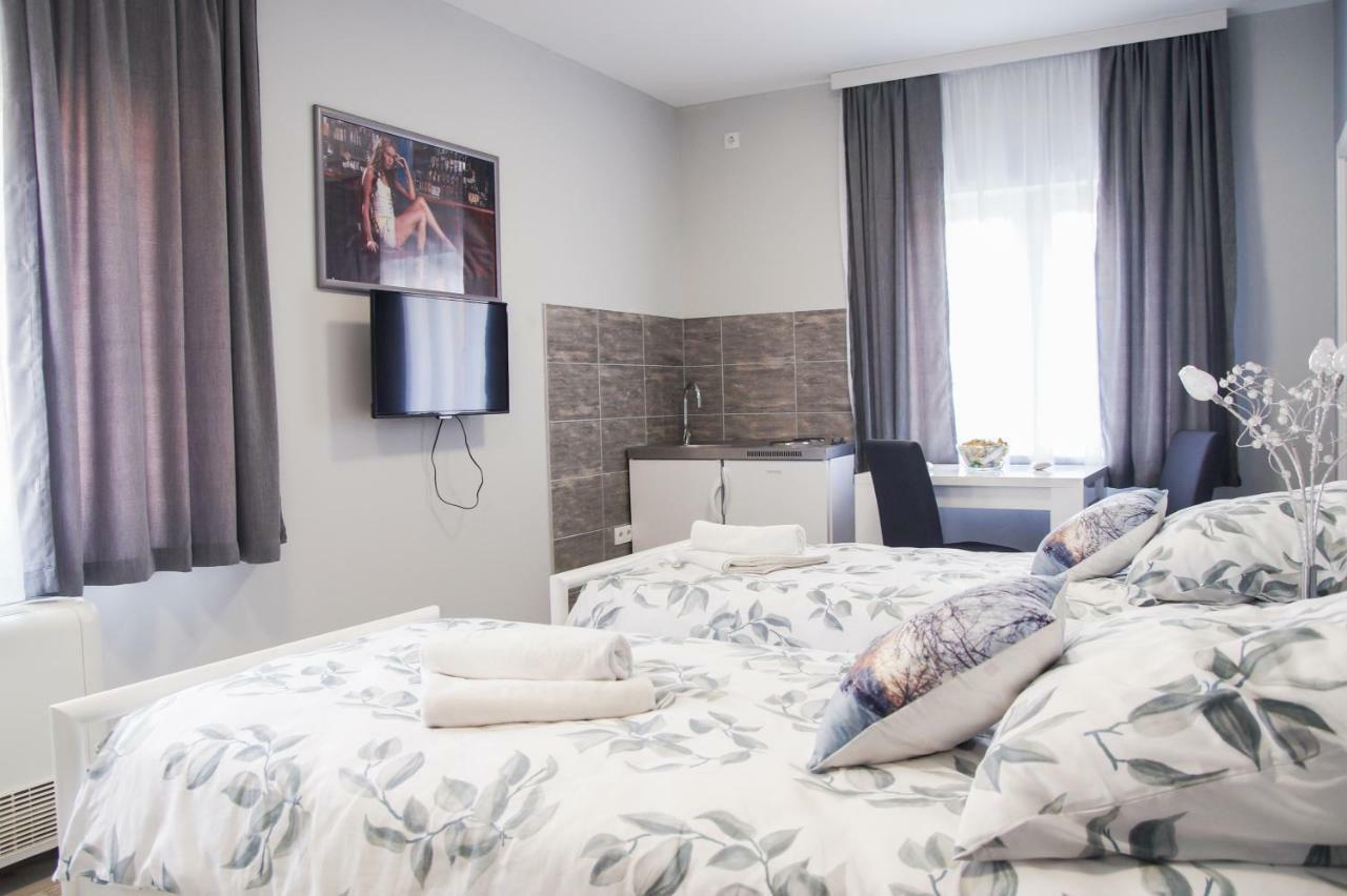 Bed and Breakfast Prenociste Park Modrica Zewnętrze zdjęcie